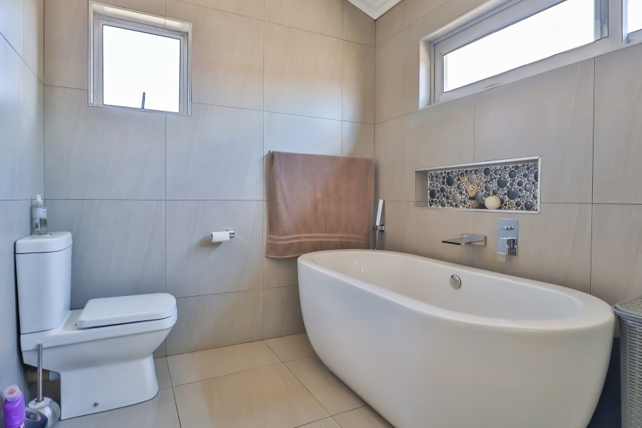 4 Bedroom Property for Sale in Rietvlei Ridge Country Estate Gauteng