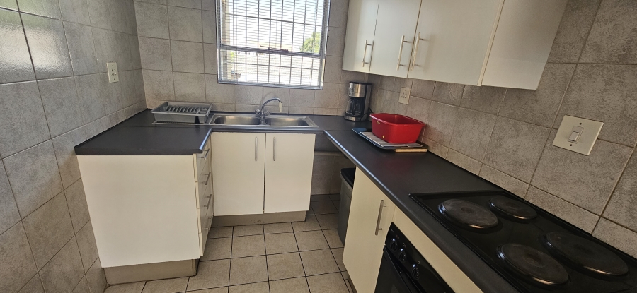 2 Bedroom Property for Sale in New Redruth Gauteng