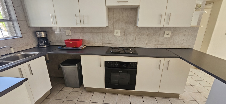 2 Bedroom Property for Sale in New Redruth Gauteng