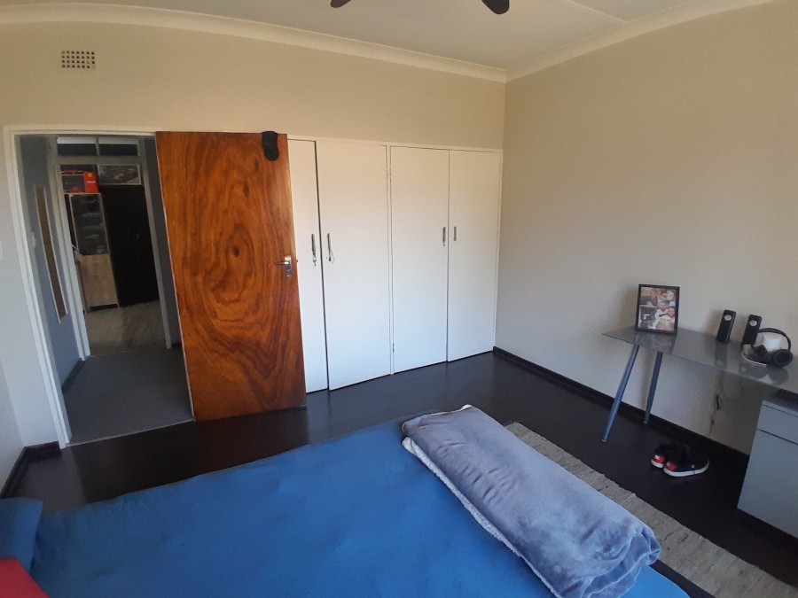 6 Bedroom Property for Sale in Florida Park Gauteng