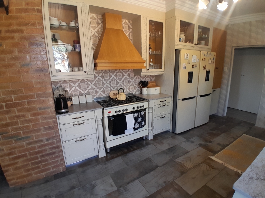 6 Bedroom Property for Sale in Florida Park Gauteng