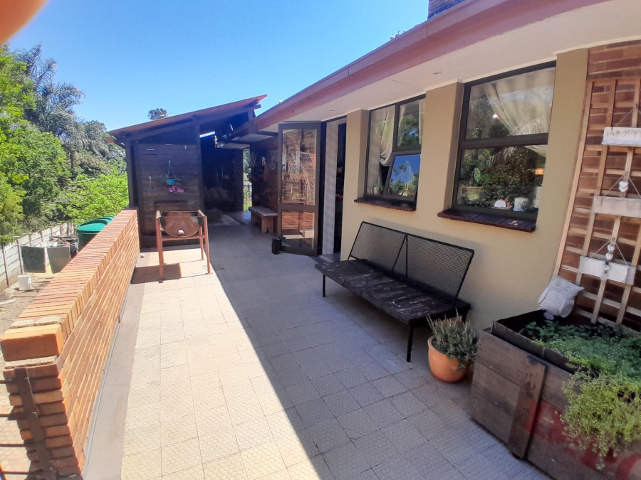 6 Bedroom Property for Sale in Florida Park Gauteng