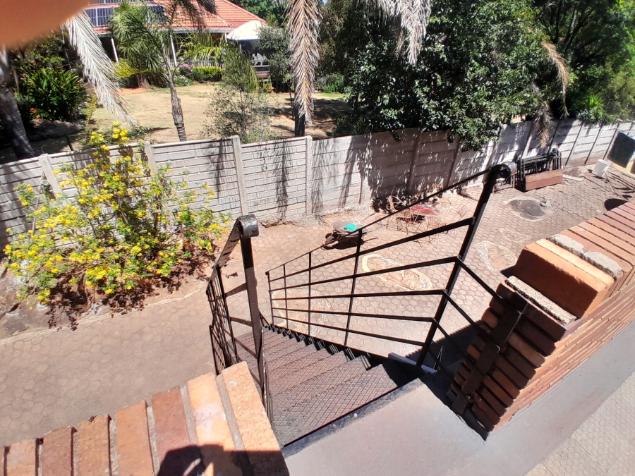 6 Bedroom Property for Sale in Florida Park Gauteng