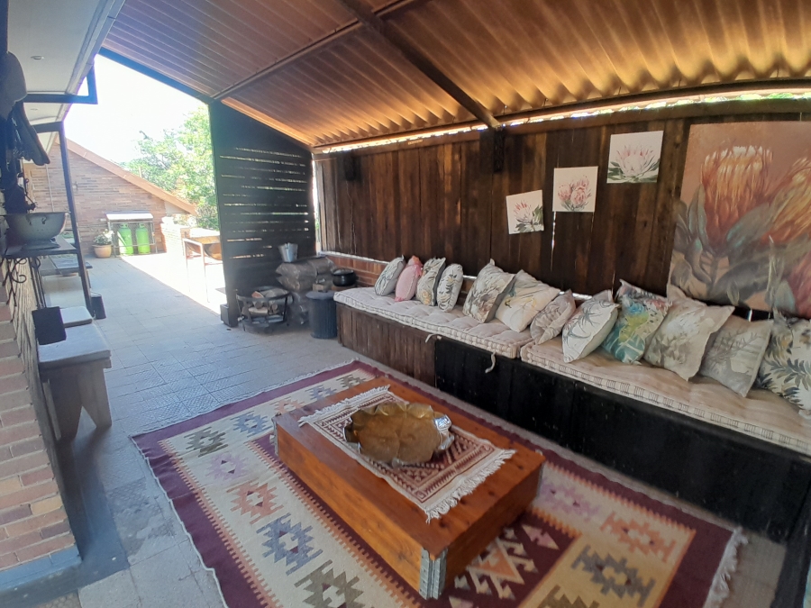 6 Bedroom Property for Sale in Florida Park Gauteng