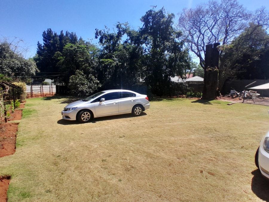 6 Bedroom Property for Sale in Florida Park Gauteng