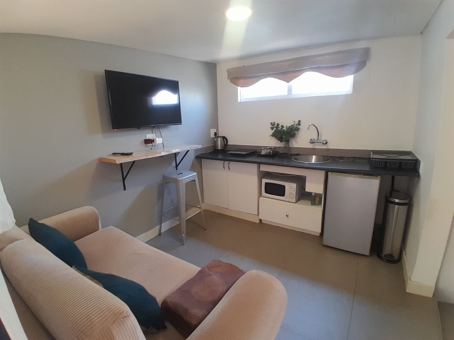 8 Bedroom Property for Sale in Florida Gauteng