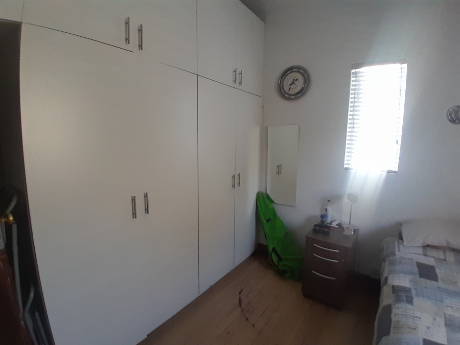 8 Bedroom Property for Sale in Florida Gauteng
