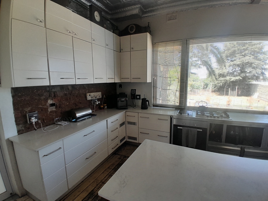 8 Bedroom Property for Sale in Florida Gauteng