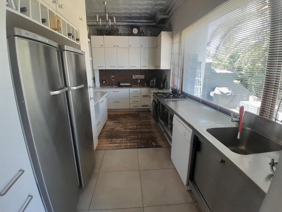 8 Bedroom Property for Sale in Florida Gauteng