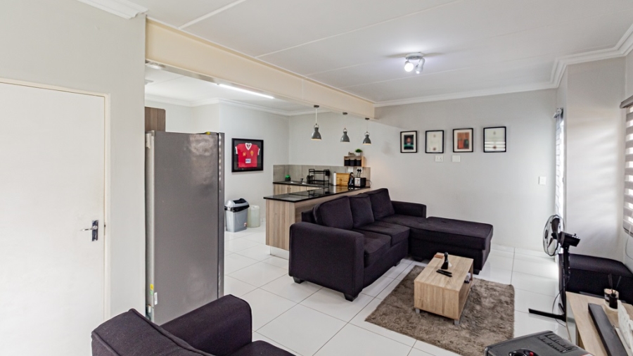 3 Bedroom Property for Sale in Albertsdal Gauteng