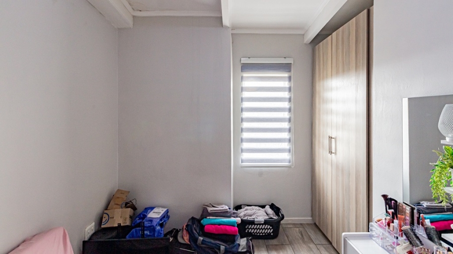 3 Bedroom Property for Sale in Albertsdal Gauteng