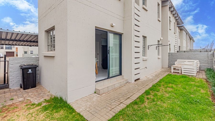 3 Bedroom Property for Sale in Albertsdal Gauteng