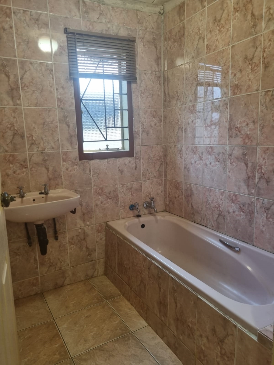 3 Bedroom Property for Sale in Mabopane Gauteng