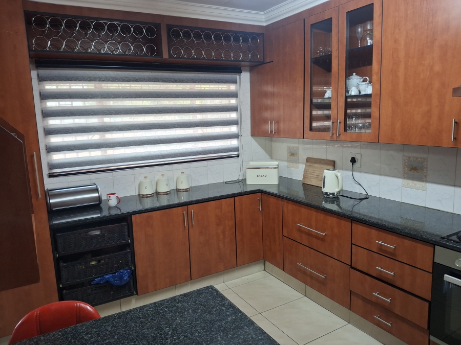 4 Bedroom Property for Sale in Farrarmere Gauteng