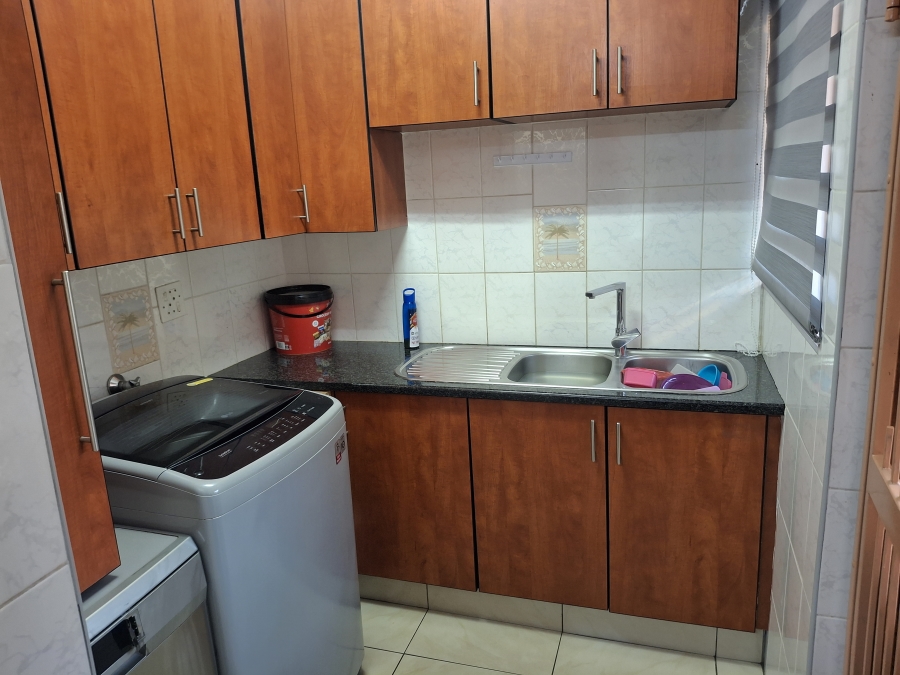 4 Bedroom Property for Sale in Farrarmere Gauteng
