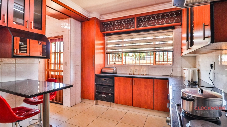 4 Bedroom Property for Sale in Farrarmere Gauteng