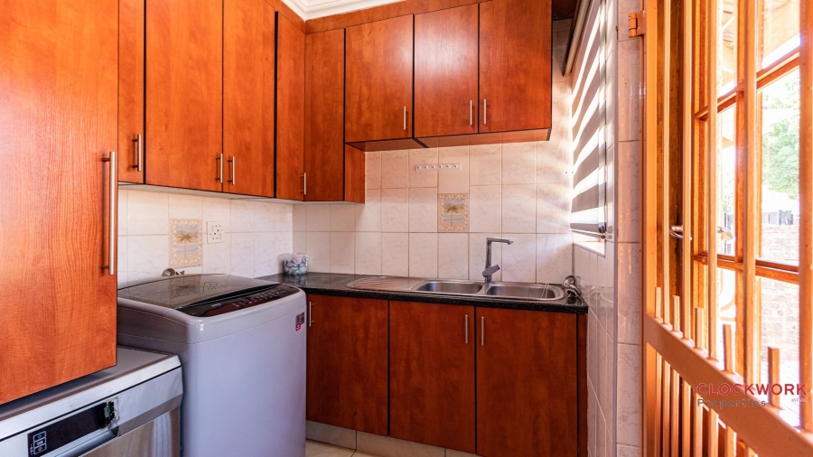 4 Bedroom Property for Sale in Farrarmere Gauteng