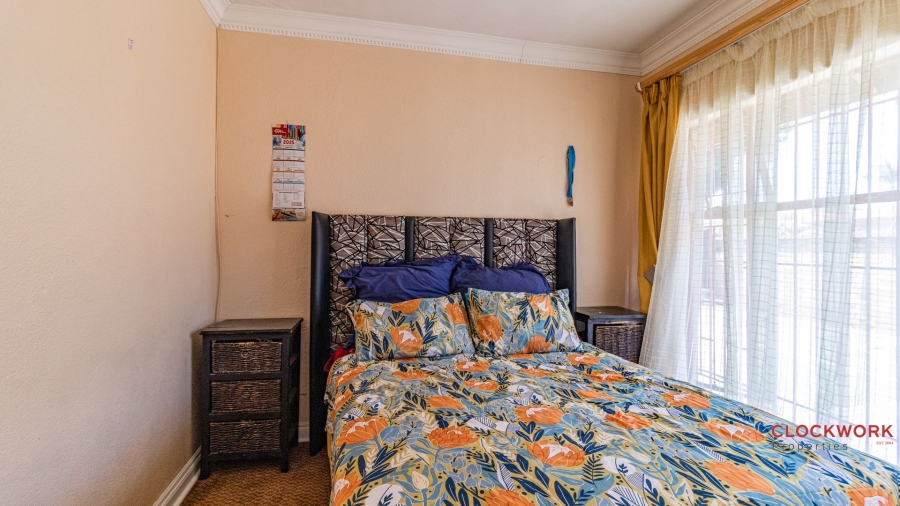 4 Bedroom Property for Sale in Farrarmere Gauteng