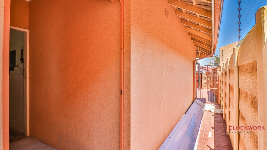 4 Bedroom Property for Sale in Farrarmere Gauteng