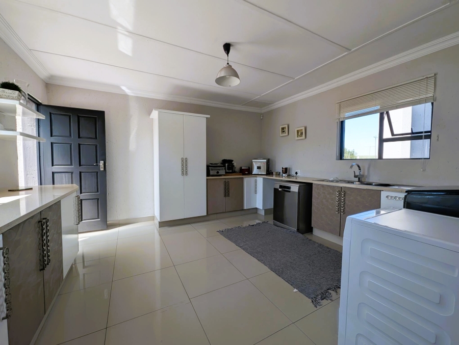 4 Bedroom Property for Sale in Blue Saddle Ranches Gauteng