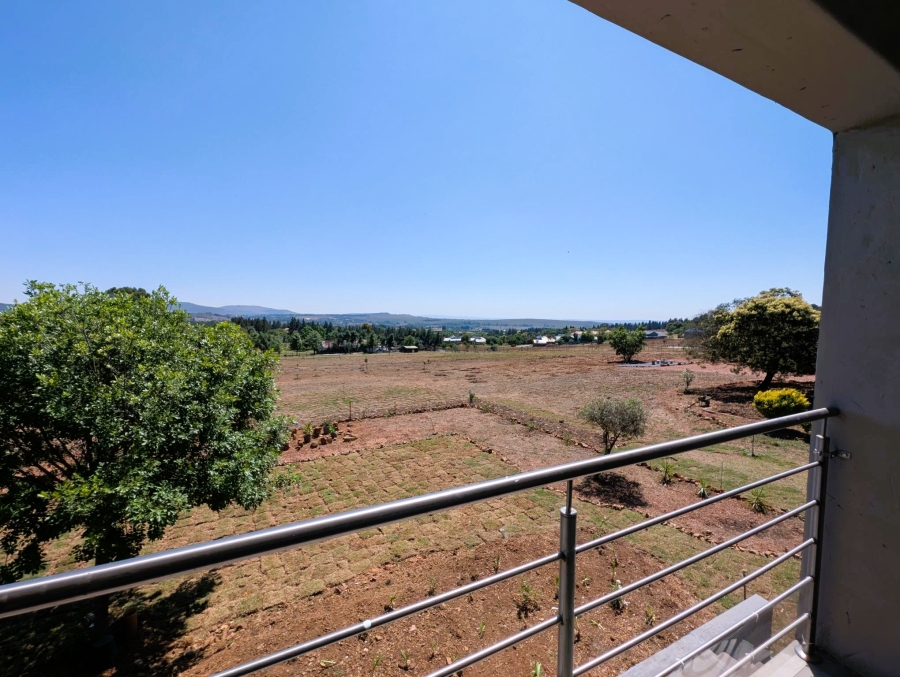 4 Bedroom Property for Sale in Blue Saddle Ranches Gauteng