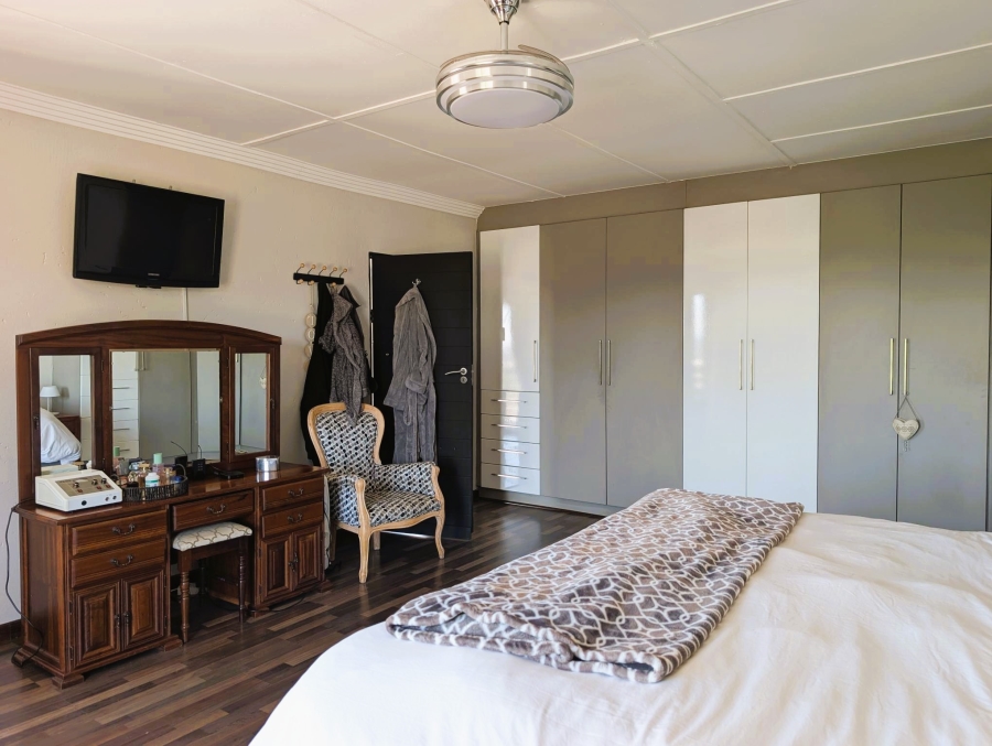 4 Bedroom Property for Sale in Blue Saddle Ranches Gauteng