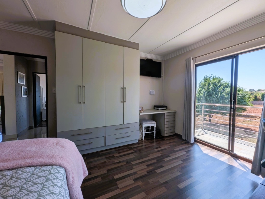 4 Bedroom Property for Sale in Blue Saddle Ranches Gauteng