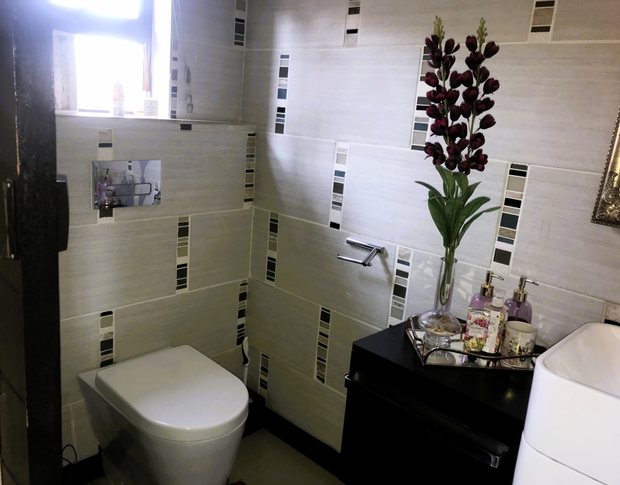 4 Bedroom Property for Sale in Blue Saddle Ranches Gauteng