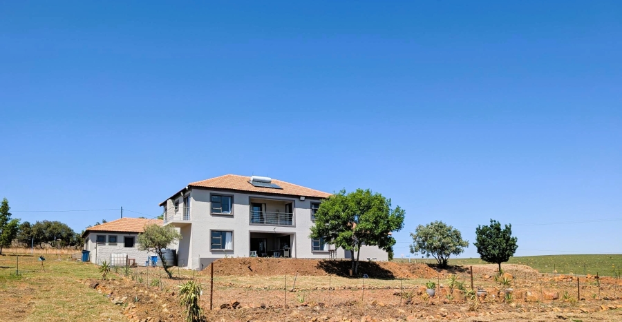 4 Bedroom Property for Sale in Blue Saddle Ranches Gauteng