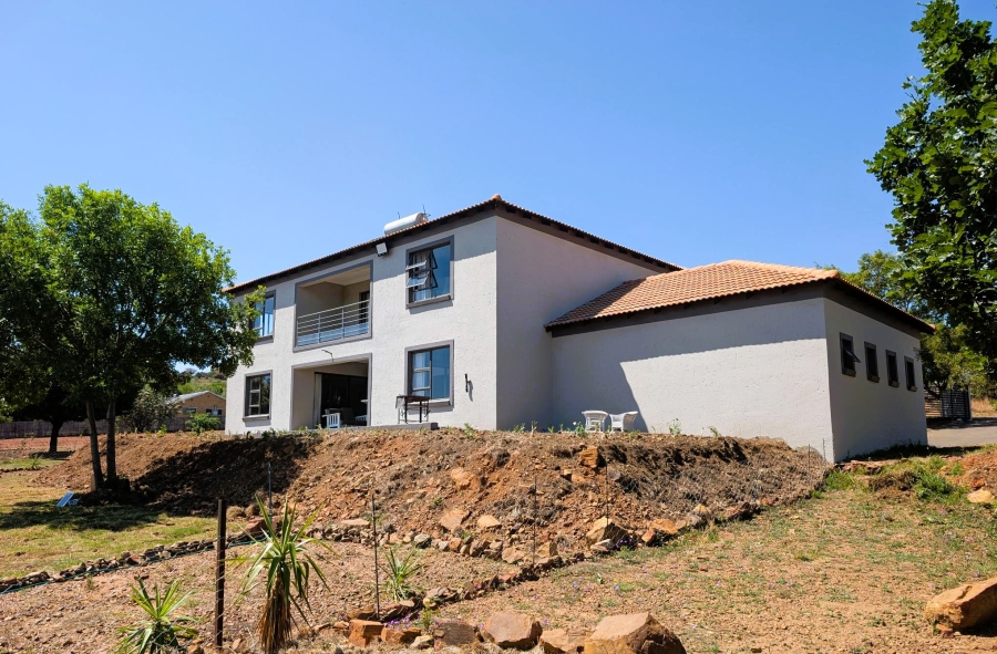 4 Bedroom Property for Sale in Blue Saddle Ranches Gauteng