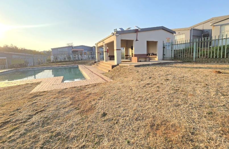3 Bedroom Property for Sale in Ridgeway Gauteng