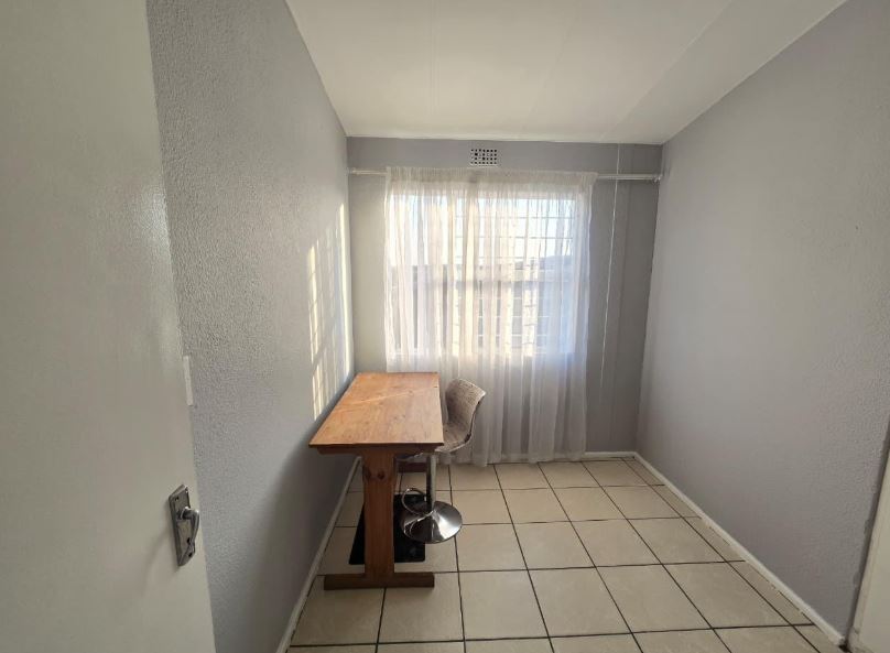 3 Bedroom Property for Sale in Ridgeway Gauteng
