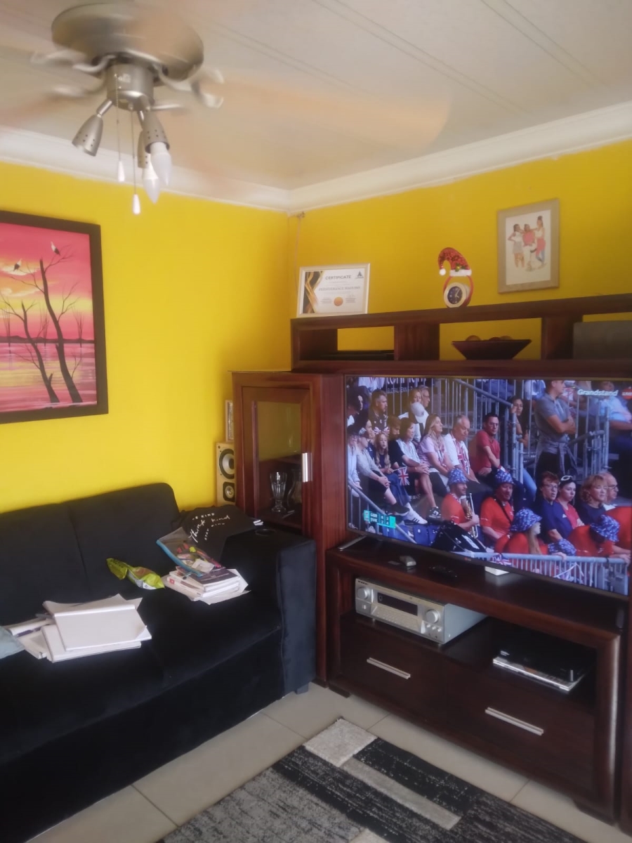 2 Bedroom Property for Sale in Mabopane Unit B Gauteng