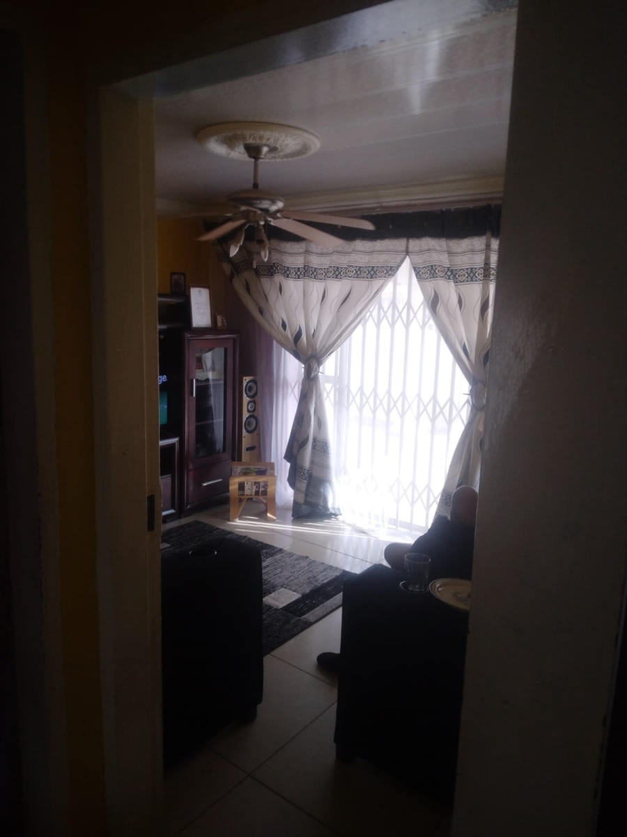 2 Bedroom Property for Sale in Mabopane Unit B Gauteng