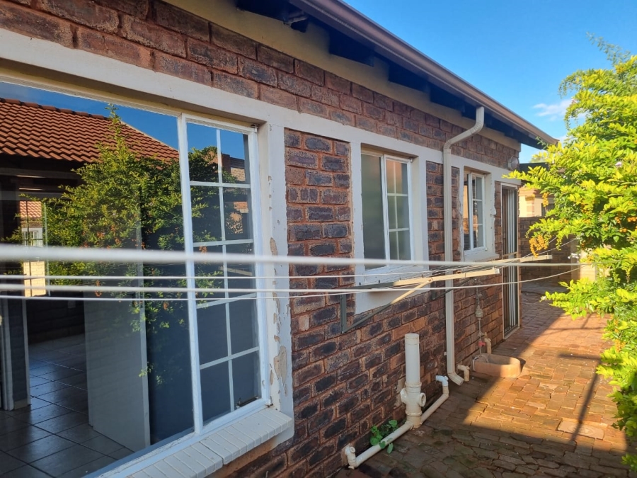 3 Bedroom Property for Sale in The Orchards Gauteng