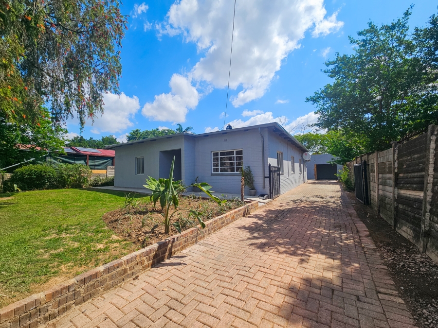 4 Bedroom Property for Sale in Villieria Gauteng