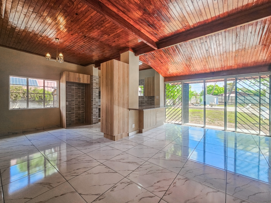 4 Bedroom Property for Sale in Villieria Gauteng