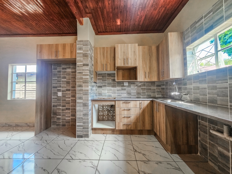 4 Bedroom Property for Sale in Villieria Gauteng