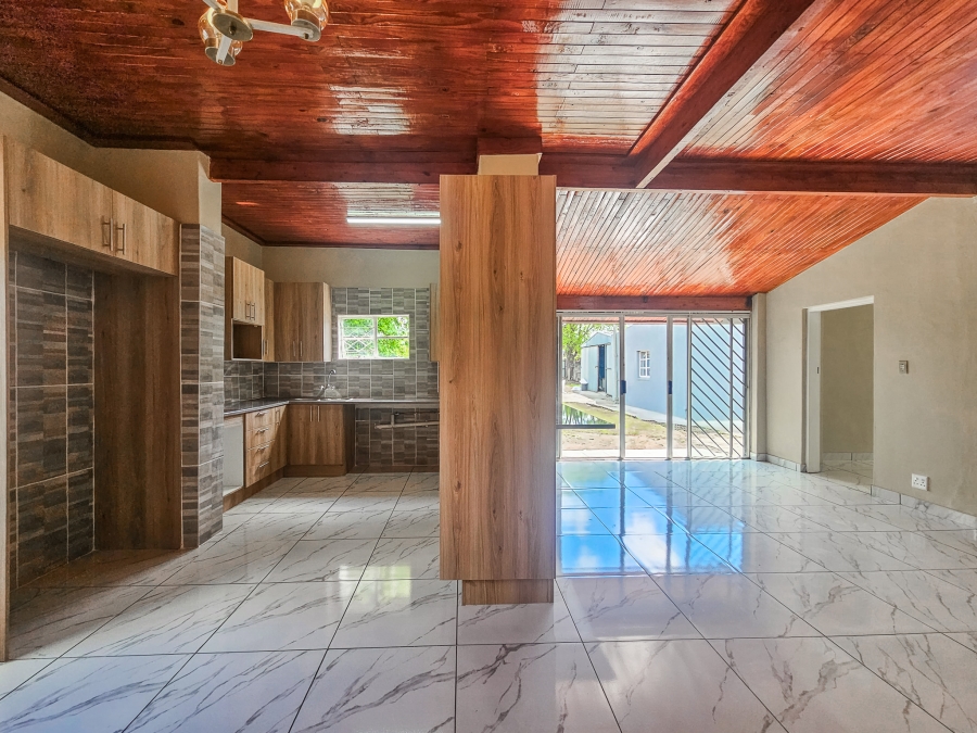 4 Bedroom Property for Sale in Villieria Gauteng