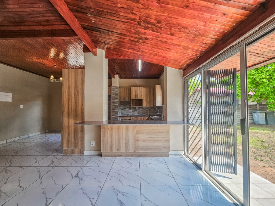 4 Bedroom Property for Sale in Villieria Gauteng
