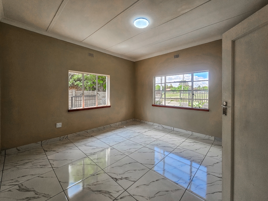 4 Bedroom Property for Sale in Villieria Gauteng