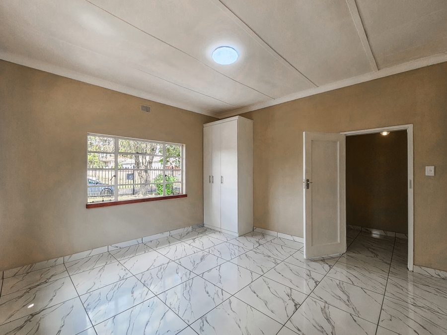 4 Bedroom Property for Sale in Villieria Gauteng