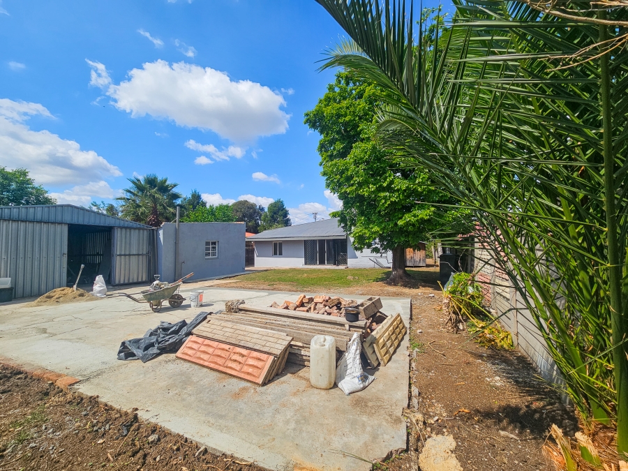4 Bedroom Property for Sale in Villieria Gauteng