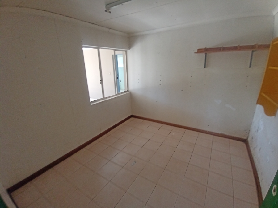 3 Bedroom Property for Sale in Robertsham Gauteng