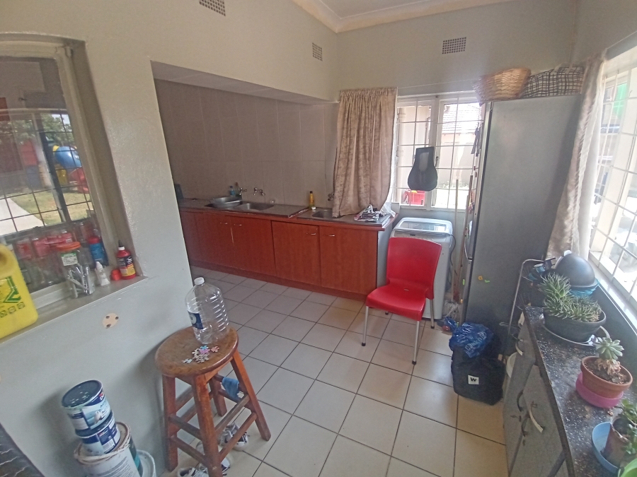 3 Bedroom Property for Sale in Robertsham Gauteng
