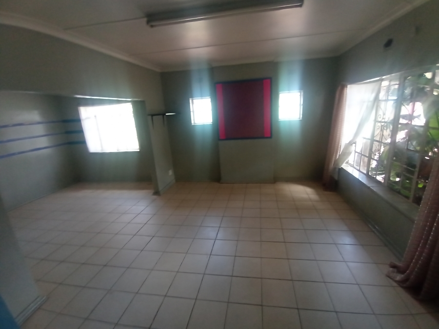3 Bedroom Property for Sale in Robertsham Gauteng