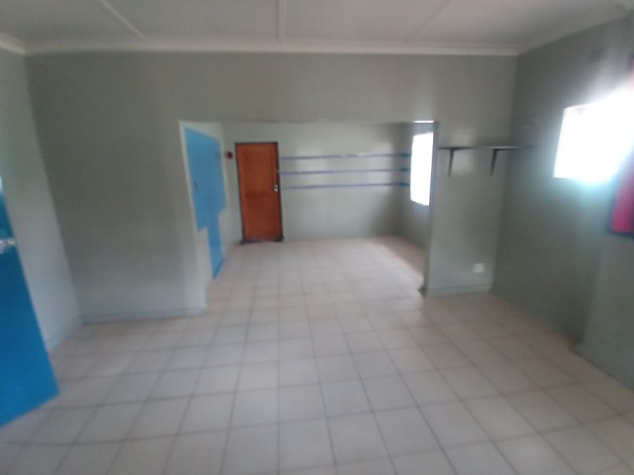 3 Bedroom Property for Sale in Robertsham Gauteng