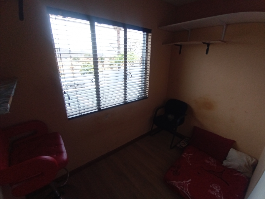 3 Bedroom Property for Sale in Robertsham Gauteng