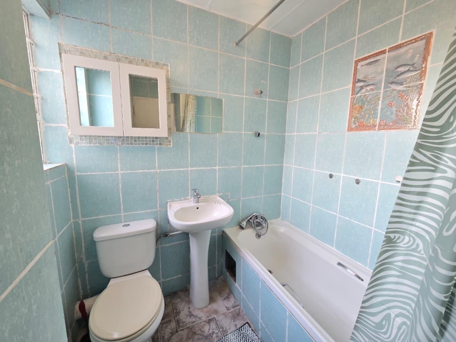 3 Bedroom Property for Sale in Ridgeway Gauteng