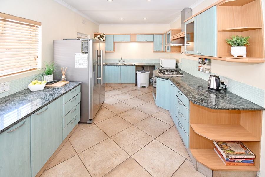 3 Bedroom Property for Sale in Parkmore Gauteng